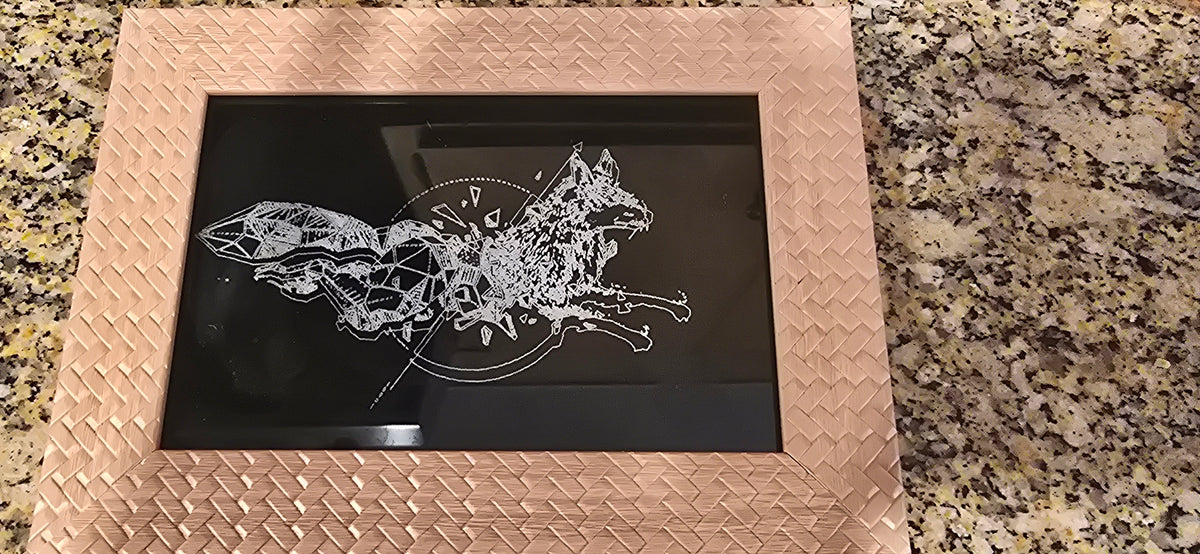 Etched angle fox